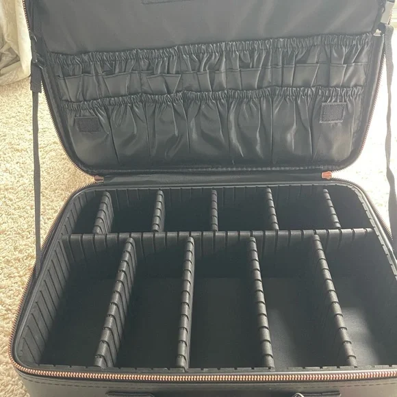 NEW Fancii Madison Travel Large Makeup Bag - Picture 2 of 8